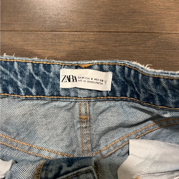 Zara shorts - Picture 2 of 3